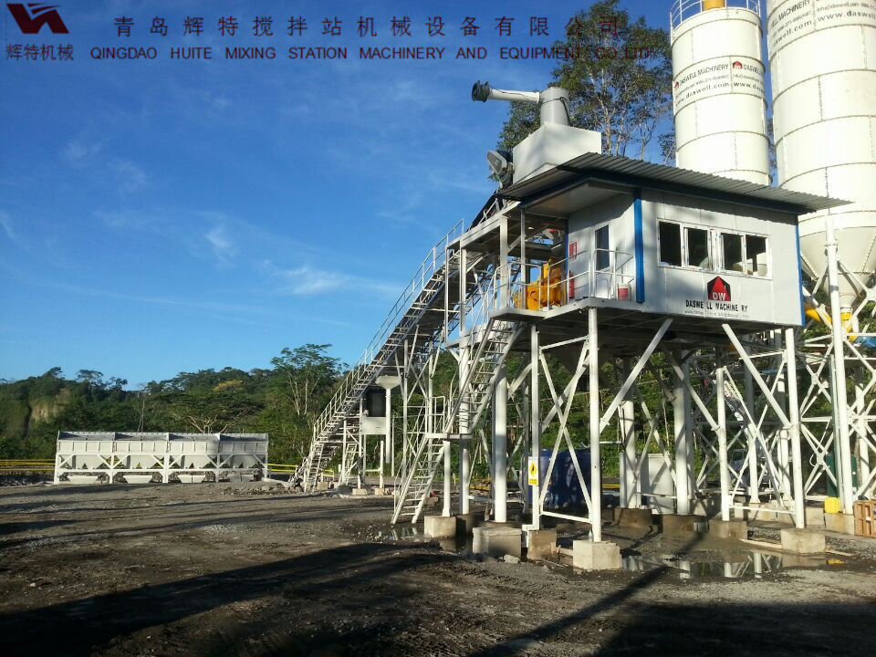輝特混凝土攪拌站HZS90攪拌臂布置合理，攪拌性能強