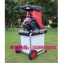 鼎誠廠家熱銷移動式汽油碎枝機作業(yè)方便用于公園